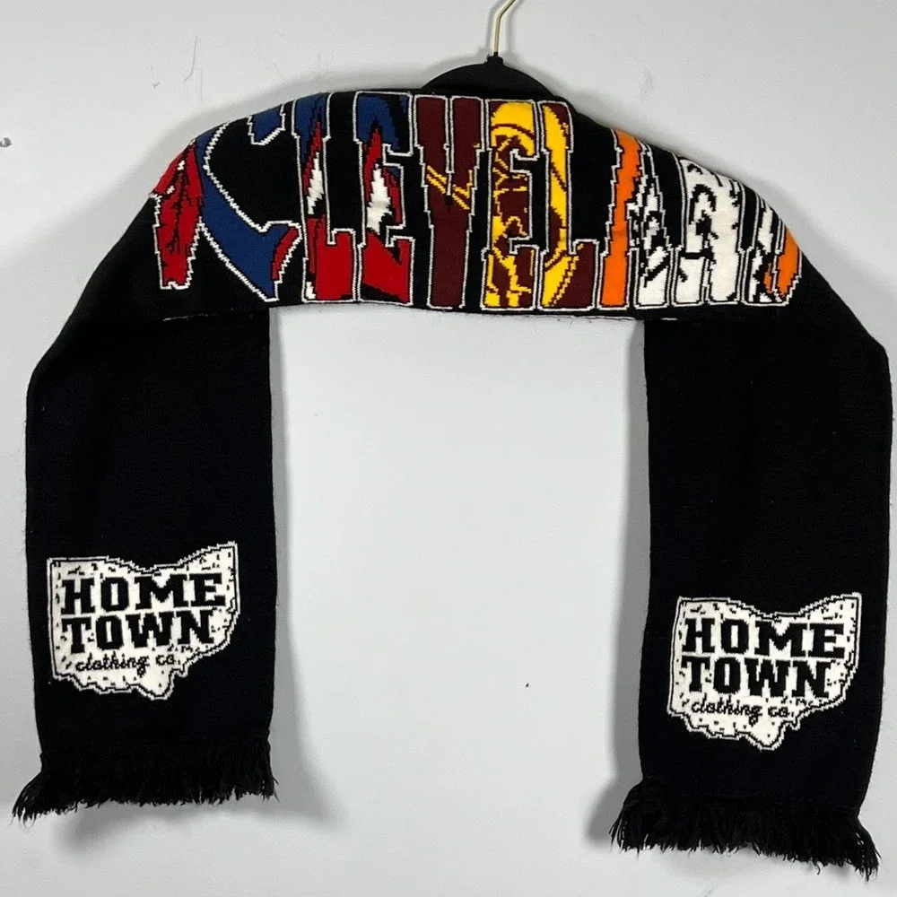 Cleveland Home Town Winter Scarf Guardians Browns Cavaliers Boys One Size Sports